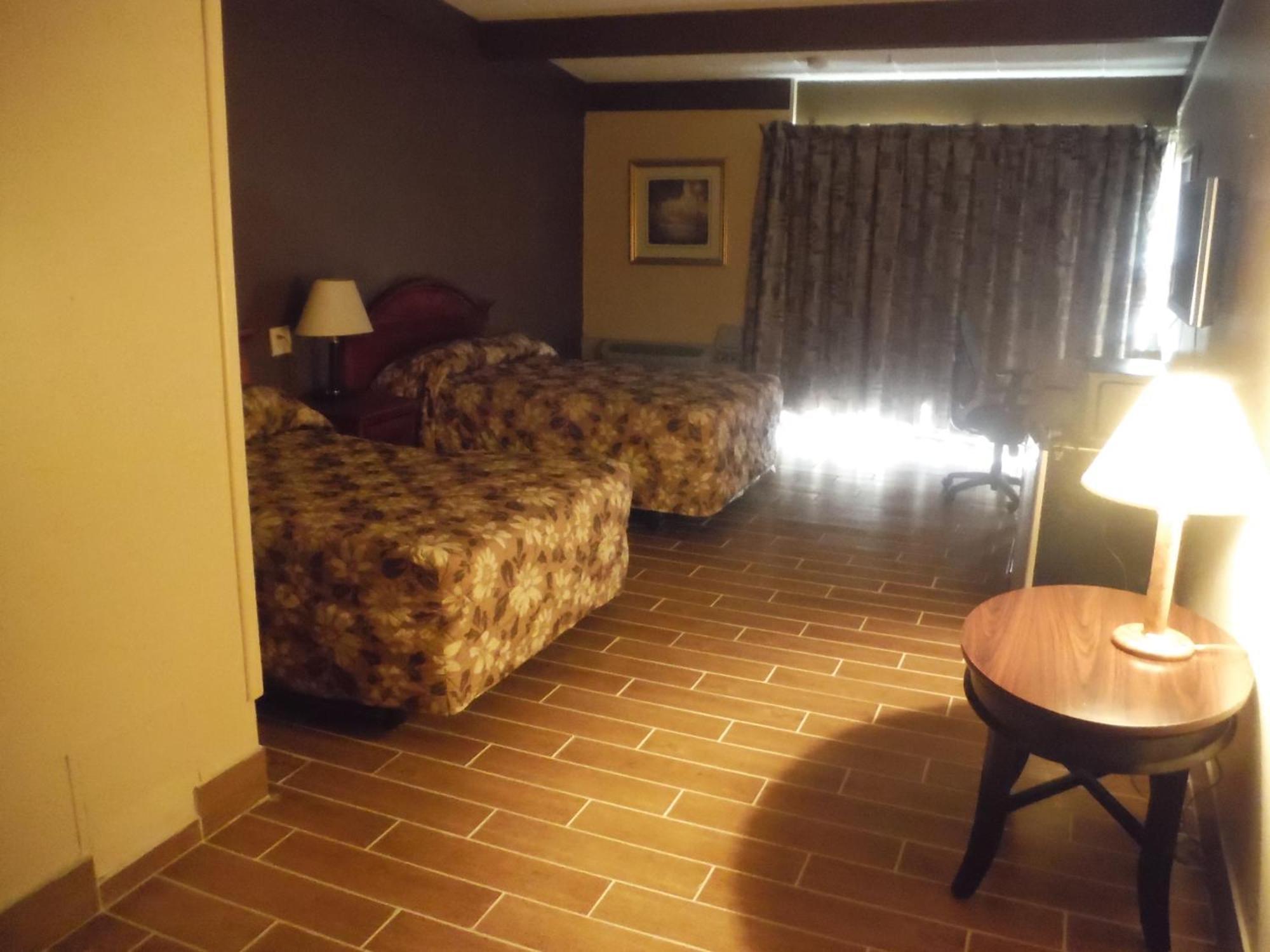 Budgetel Inn & Suites Hotel Grand Rapids Room photo
